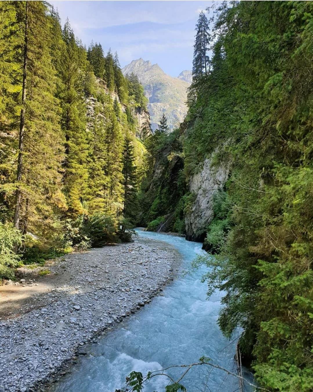 Whisperive Lodge - Le Vert Aux Bords De Rive Le Bourg-dʼOisans Eksteriør bilde